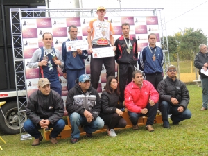 Corrida do Trabalhador rene mais de 200 atletas
