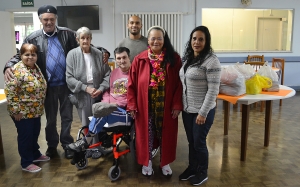Doaes do Torneio Solidrio so entregues ao Lar da Velhice