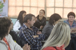 Encontro da FEEAC/RS rene sindicatos para tratar da Campanha Salarial 2015