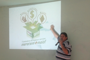 Encontro da FEEAC/RS rene sindicatos para tratar da Campanha Salarial 2015