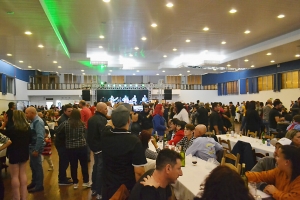 Expressiva participao da categoria marca jantar danante do Sindilimp