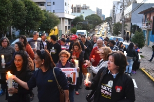 Protesto na rua e debate: repdio s reformas