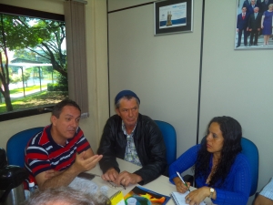 Sindilimp entrega pauta do Acordo Coletivo de Trabalho - 2015 para a Direo da CODECA