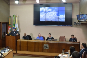 Tesoureiro do Sindilimp prope reflexo em torno da contribuio social do gari